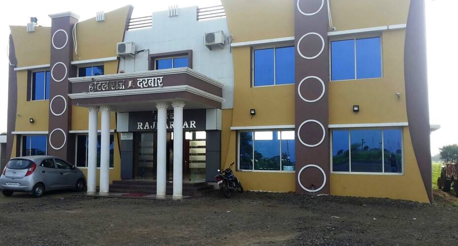 Hotel Raj Darbar, Dewas 5